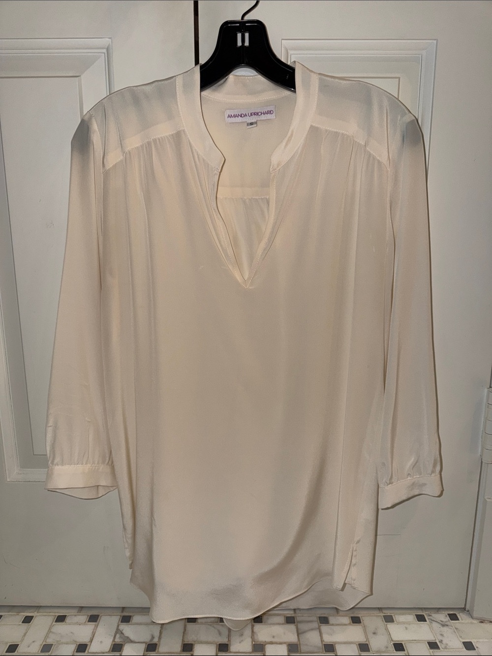 Amanda Uprichard Ivory V-Neck Long Sleeve Button-Down Tunic